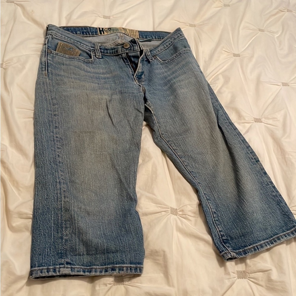 Hollister capris